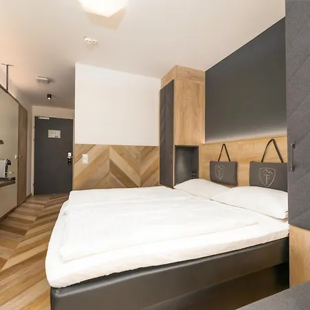 24 By Avenida - Mountain Hotel Kaprun Exterior photo
