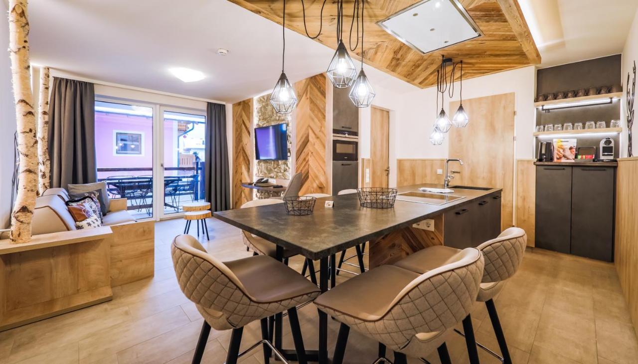 24 By Avenida - Mountain Apartment