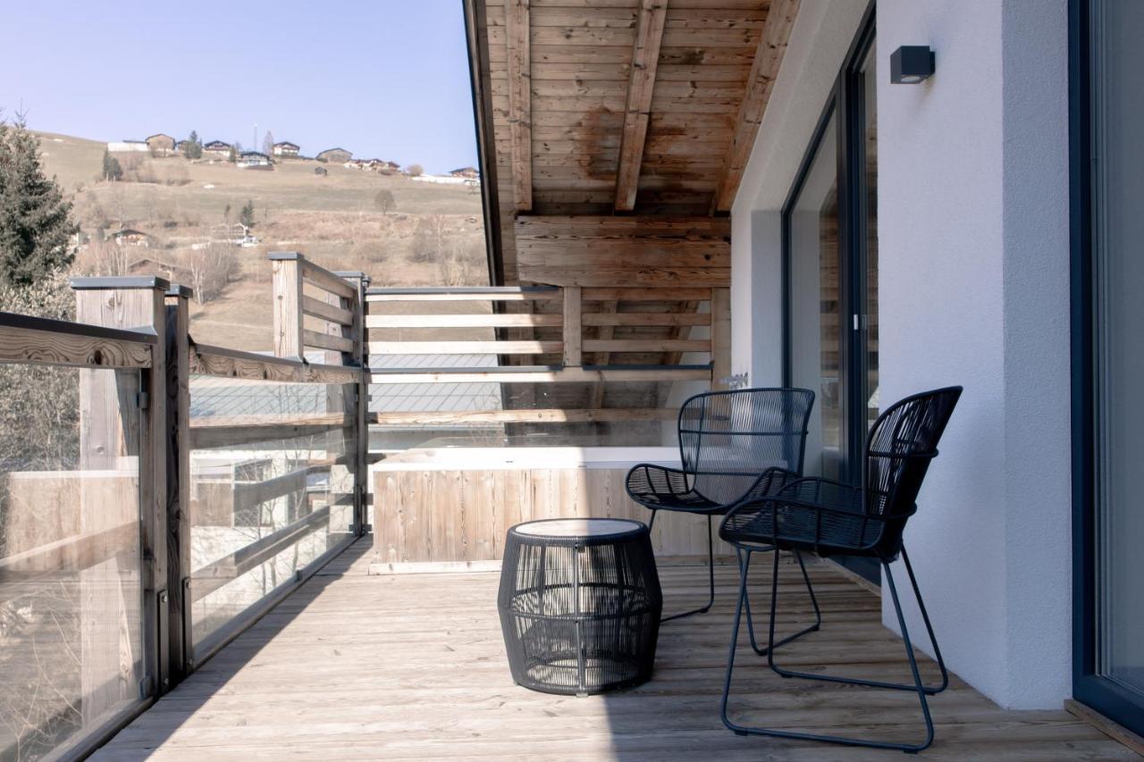 24 By Avenida - Mountain Apartment *