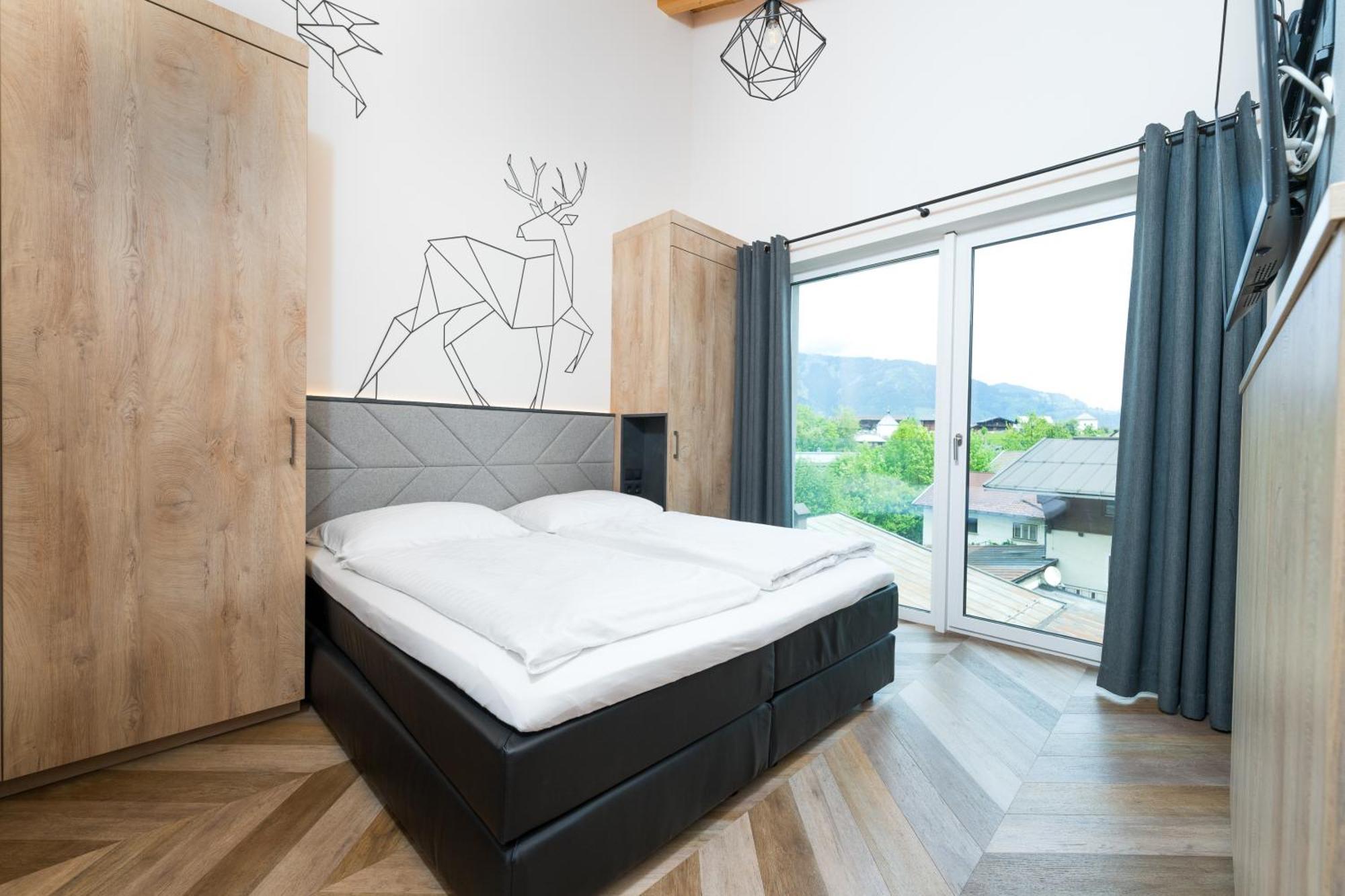 24 By Avenida - Mountain Apartment *