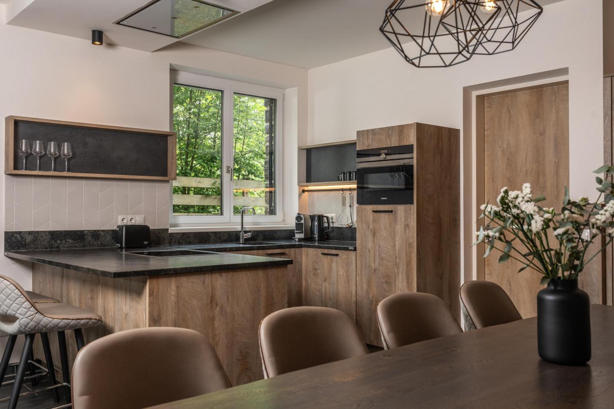 24 By Avenida - Mountain Apartment *