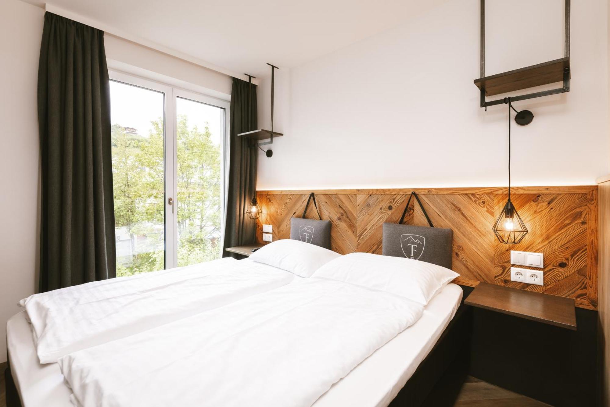 24 By Avenida - Mountain Apartment *